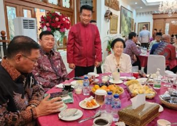 Wabup Humabahas Hadiri Silaturahmi Idul Fitri di Kediaman Megawati Soekarnoputri