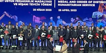 Presiden Turkiye Anugerahi Personel Indonesia Medali dan Penghargaan Pascagempa M7,8