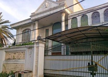 Rumah Mewah di Duren Sawit Selalu Sepi, Warga Kaget Ternyata Ada 20 WNA Penipu Jaringan Internasional
