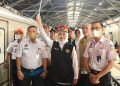 Gubernur Khofifah Diajak Tinjau Arus Balik Stasiun KA Surabaya