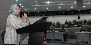 Rektor Unpad Memberikan Kuliah Kepada Pasis Dikreg Seskoal Angkatan Ke-61 TA. 2023