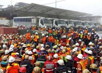 Presiden Jokowi Didesak Berunding Dengan 8.300 Buruh Freeport Yang Mogok Kerja