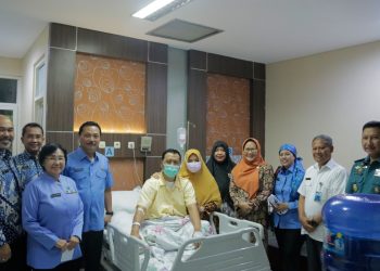 Ketua Umum PPAL Kunjungi Purnawirawan Yang Dirawat Di RSPAL