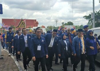 DPW NasDem Riau Serahkan 65 Bacaleg ke KPU, Targetkan 13 Kursi di DPRD Riau