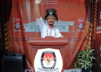 Resmi Daftar di KPU Papua Barat, Jefferson: DPD RI Membutuhkan Jiwa Militan