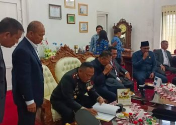 Kapolres Humbahas Tandatangani NPHD Sebagai Bentuk Sinergitas Antara Instansi Polri Dengan Pemerintah