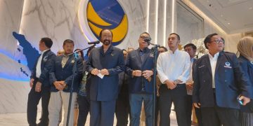 Surya Paloh Tegaskan Johnny Plate Tidak Dipecat Dari NasDem Usai Jadi Tersangka