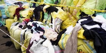 Kemendag Musnahkan 122 Bal Baju Bekas Impor Rp 610 Juta