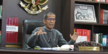 MK Bakal Laporkan Denny Indrayana ke Organisasi Advokat, Termasuk Yang di Australia