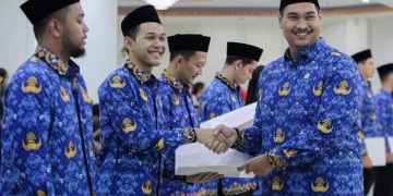Menpora Lantik 27 Atlet Indonesia Yang Berprestasi Jadi PNS