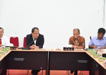 Bupati Rapat Percepatan Penanggulangan Kemiskinan di Humbahas