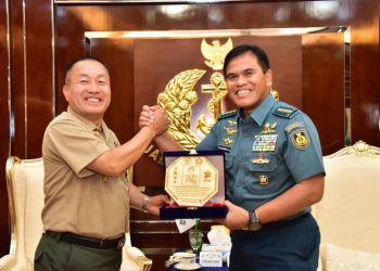 Tingkatkan Kerja Sama Dua Negara, Kasal Terima Kunjungan Komandan Korps Marinir Korea Selatan