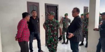 Puluhan TNI Datangi Polrestabes Medan, Minta Tersangka ARH Dilepas