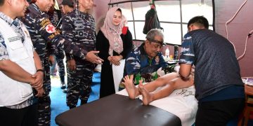 Antusias Masyarakat Lampung Pada Bakti Sosial TNI AL dan Kampung Bahari Nusantara (KBN)
