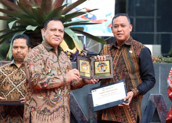 Wali Kota Bekasi Hadiri Pelepasan Roadshow Bus KPK: Bertemakan Jelajah Negeri Bangun Anti Korupsi