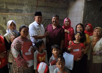 Pesan Tri Adhianto Usai Berikan Bantuan Ke Anak Yang Putus Sekolah
