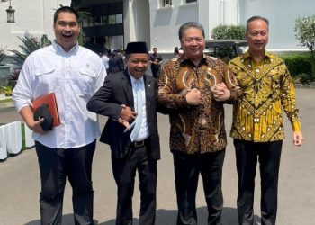 Momen Airlangga dan Bahlil Bertemu di Istana, Langsung Foto Konsolidasi