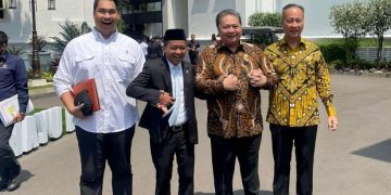 Momen Airlangga dan Bahlil Bertemu di Istana, Langsung Foto Konsolidasi