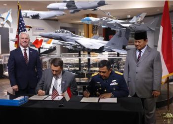 Menhan Prabowo Teken MoU Pembelian 24 Pesawat Tempur F-15EX