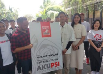 Kaesang Resmi Gabung PSI, Langsung Terima KTA