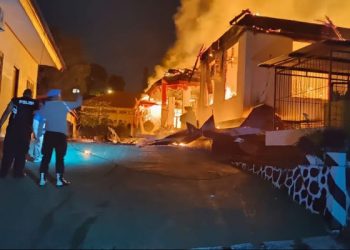 Kantor Kemenag Kabupaten Jayapura Terbakar
