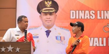 Wali Kota Bekasi Intruksikan Dinas Berikan Beasiswa Sekolah Paket Bagi Petugas Yang Putus Sekolah