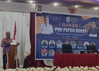 Asisten II Setda Pemprov Papua Barat Buka Raker I Persatuan Wartawan Indonesia