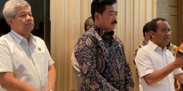 Menteri Bahlil Tegaskan Makam Leluhur di Pulau Rempang Tidak Akan Dibongkar