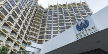 Pontjo Sutowo Diminta Kosongkan Hotel Sultan Jam 12 Malam Ini