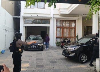 KPK Geledah Rumah Mentan Syahrul Yasin Limpo di Makassar
