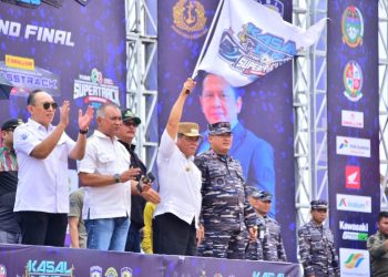 Sinergitas TNI AL – Pemerintah Daerah, Grand Final Kejurnas JC Supertrack Kasal Cup 2023 Hari Pertama di Gelar