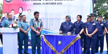 Ini Pesan Ny. Fera Muhammad Ali Saat Resmikan Gedung Yos Sudarso SMK Hang Tuah Belawan