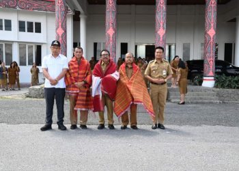 Sekdakab Humbahas Tonny Sihombing Purna Bakti