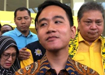 Gibran Akui Siap Disanksi PDIP Usai Diusung Jadi Cawapres Prabowo