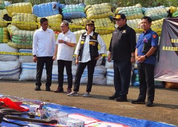 3 Menteri Jokowi Musnahkan Barang Impor Ilegal Senilai Rp49 M