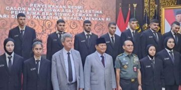 Menhan Prabowo Beri Beasiswa ke 22 Mahasiswa Palestina di Unhan