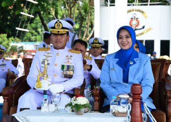 Ketua Umum Jalasenastri Hadiri Upacara Pelantikan Perwira TNI AL di Surabaya