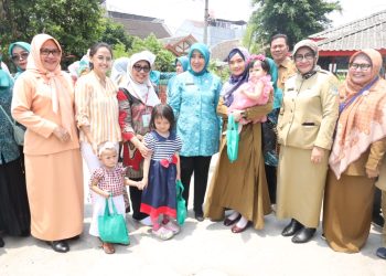 Kunjungi Kader Posyandu di Bekasi, Tri Tito Karnavian Tekankan Penurunan Angka Stunting
