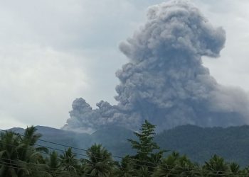 Gunungapi Dukono Erupsi, Tinggi Kolom Letusan Capai 1.900 Meter
