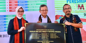 Kementerian ESDM Bersama Pertamina Resmikan 26 Lembaga Penyalur BBM Satu Harga di Maluku-Papua
