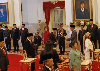 Presiden Jokowi Resmi Anugerahkan Gelar Pahlawan Nasional ke 6 Tokoh, Ini Daftarnya