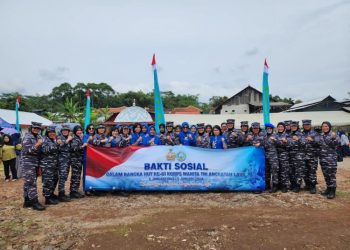 Korps Wanita TNI AL Gelar Bakti Sosial Jelang HUT Ke-61 di Jakarta