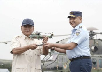 Menhan Prabowo Serahkan 8 Heli Airbus H225M ke TNI AU