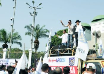 Massa Apdesi Kembali Gelar Demo di Depan Gedung DPR RI