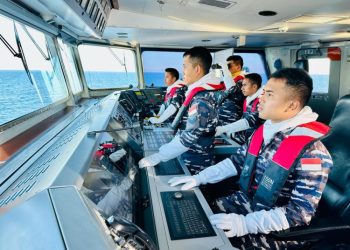 SATGAS MTF TNI AL TERUS TINGKATKAN KEWASPADAAN LINTASI TELUK ADEN, SOMALIA