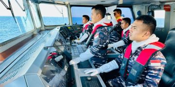 SATGAS MTF TNI AL TERUS TINGKATKAN KEWASPADAAN LINTASI TELUK ADEN, SOMALIA