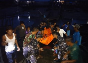 TNI AL Bersama Tim SAR Gabungan Berhasil Evakuasi Korban Akibat Terkaman Buaya di Sungai Kecil Riau