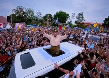 Prabowo Disambut Puluhan Ribu Relawan di kota Batam