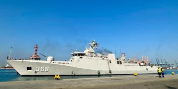 Sambut – Lepas KRI Frans Kaisiepo-368 di Jeddah