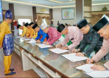 Hadiri Penandatanganan Pakta Integritas, Plt Bupati Langkat Harap Dapat Tingkatkan Kinerja Apratur